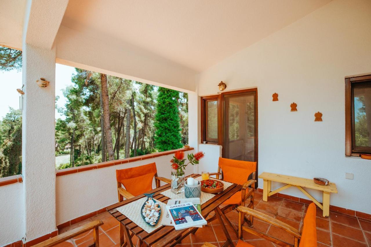 Beautiful Summerhouse In Sani'S Pine Forest Сани-Бич Экстерьер фото